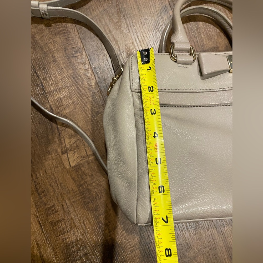 Kate Spade Ashton Renny Drive Clocktower Beige Leather Handbag - Picture 12 of 14
